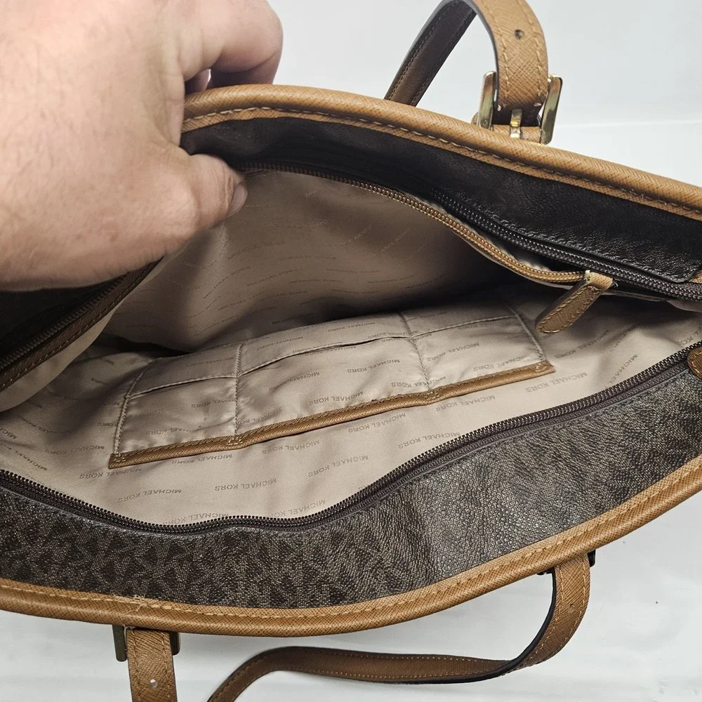 Michael Kors Women‎ Tote Handbag